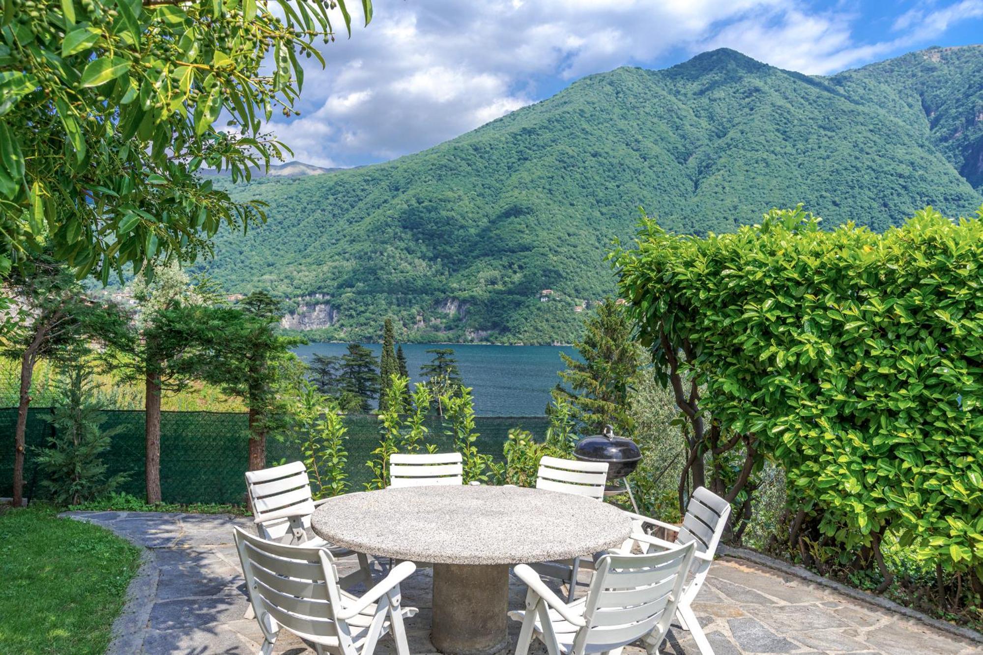 Casa Bambu - Splendida Vista Lago E Posto Auto Laglio Zewnętrze zdjęcie